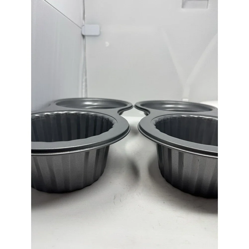 Giant Cupcake Pan by Celebrate It®